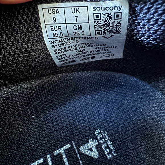 WOMEN'S Saucony KINVARA 14 size 9 - Picture 7 of 10